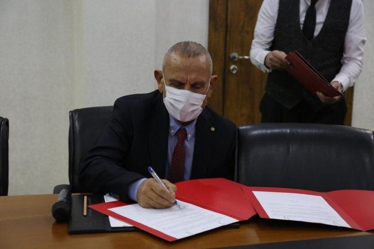 Vali Günaydın hayırsever kantarcı ailesi ile protokol imzaladı G4