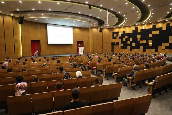 Merkezefendi Belediyesinden100 öğrenciye daha tablet desteği G5