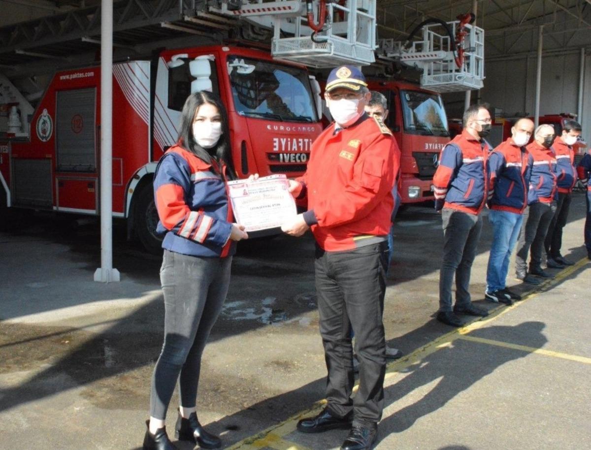 Kdz. Ereğli&rsquo;de 450 kişi g&ouml;n&uuml;ll&uuml; itfaiyeci oldu