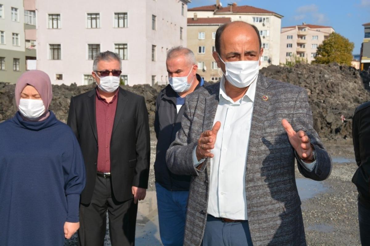 G&uuml;l&uuml;&ccedil;&rsquo;te 24 derslikli okulun yapımına başlandı