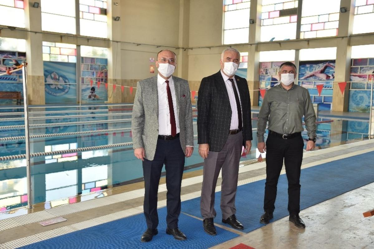 Modern tesiste y&uuml;zme havuzu yeniden hizmete a&ccedil;ıldı