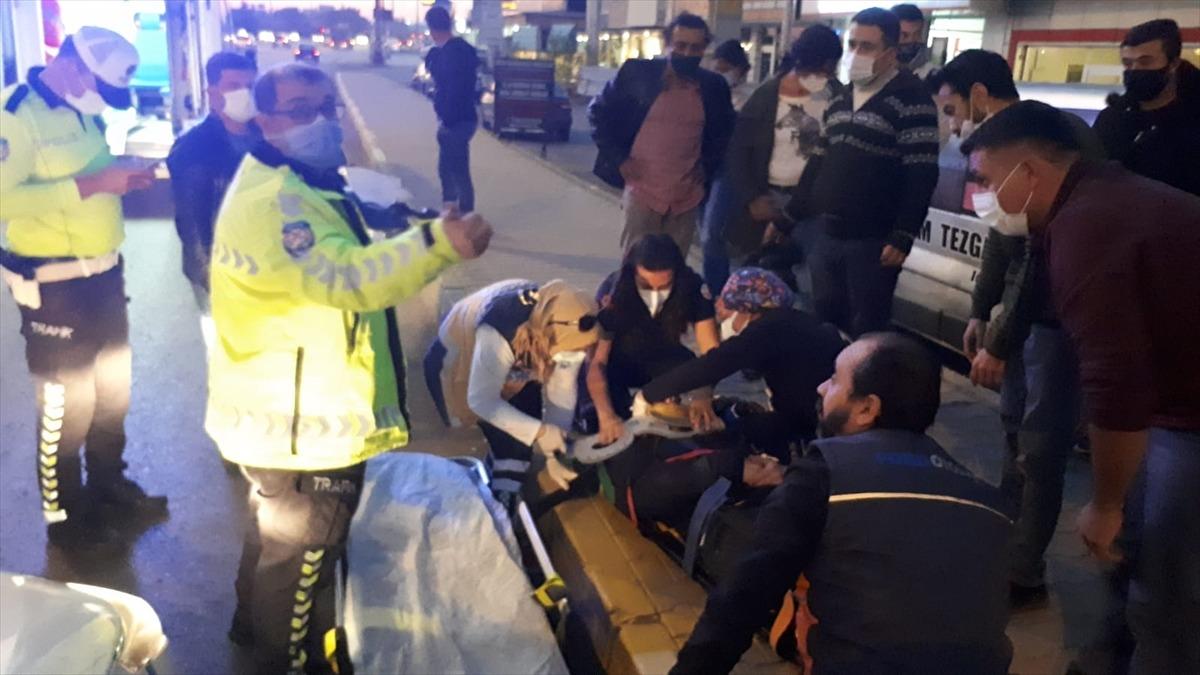 K&ouml;peğe &ccedil;arpan motosikletli ağır yaralandı