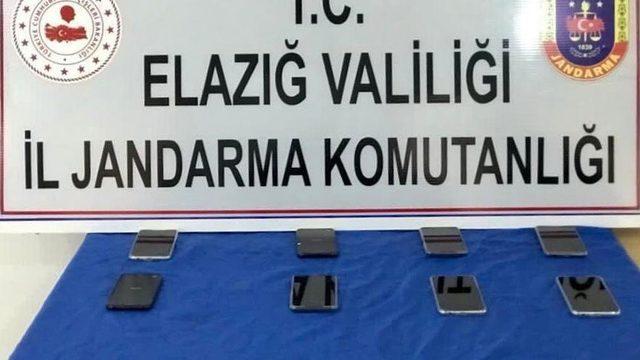 Elazığ’da klonlanmış kaçak telefonlar ele geçirildi