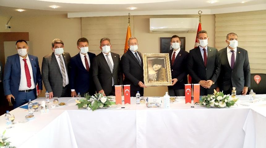 MTOSB Başkanı Tekli: "Mersin sanayisi yeni pazarlar keşfediyor"