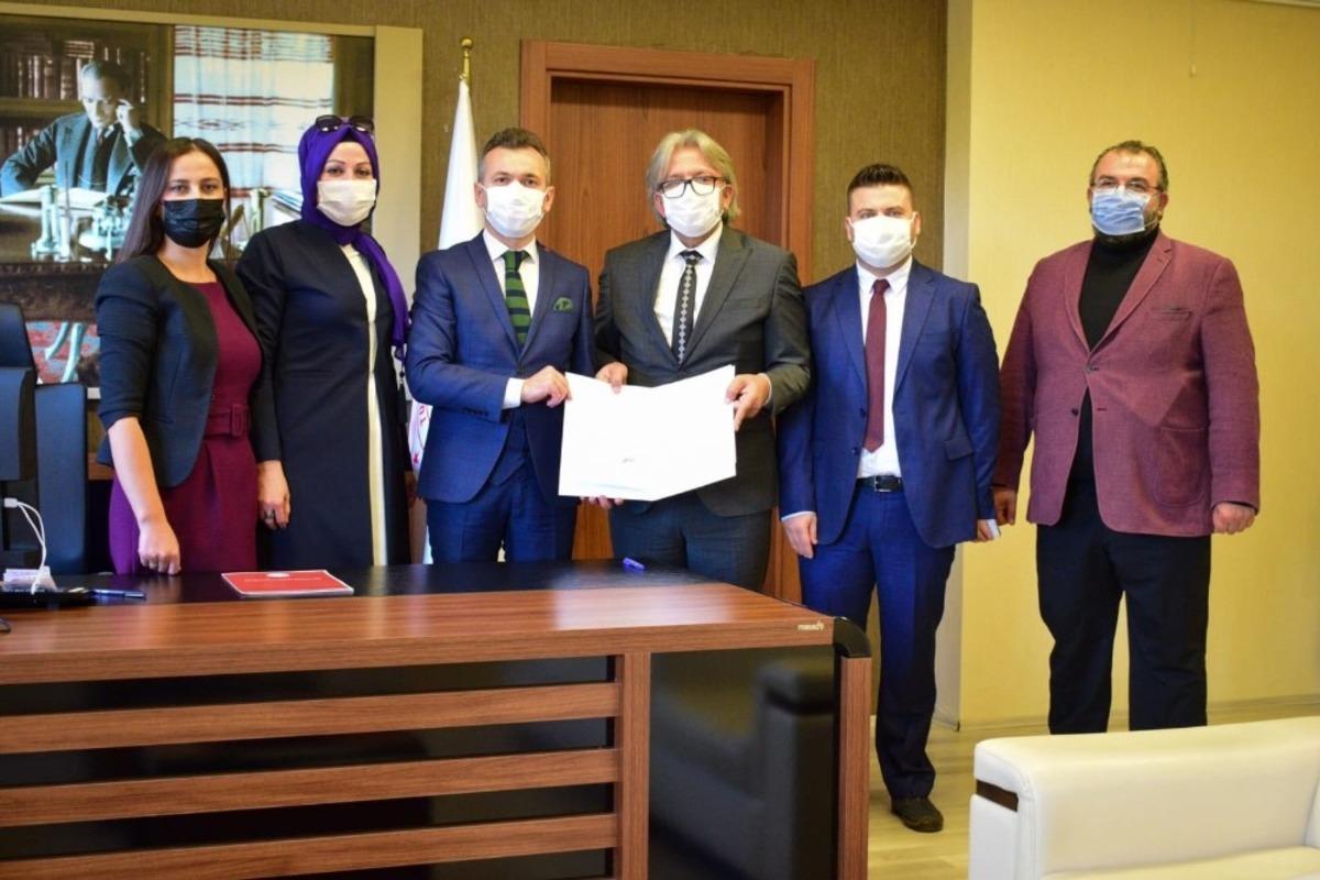 Isparta&rsquo;da Milli Eğitim M&uuml;d&uuml;rl&uuml;ğ&uuml; ile EYUDER arasında &lsquo;Eğitimde işbirliği protokol&uuml;&rsquo; imzalandı
