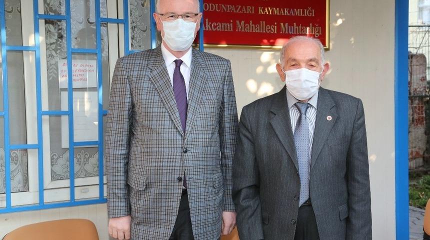 Başkan Kurt&rsquo;tan Muhtar Mandal&rsquo;a 45&rsquo;inci yıl kutlaması