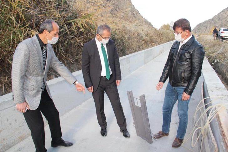 Tosya’da beton sulama kanalı yapımına başlandı G2