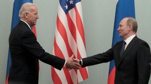 Joe Biden ve Vladimir Putin