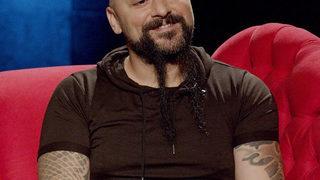 Katarsis'e katılan Hayko Cepkin doğum hikayesini anlattı! 'Organları kemirerek çıkmışım...'