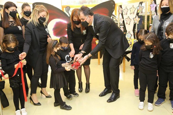 GKV’li miniklerin Atatürk resim sergisine büyük ilgi G3