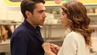 'Bana Sevmeyi Anlat' setinde 'Yaprak Dökümü'