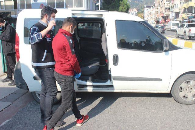 Kocaeli’de dolandırıcılık yapan sahte savcı Ankara’da yakalandı