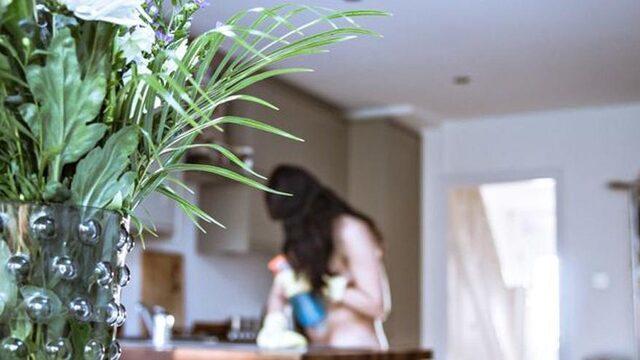 Bu işin tek bir kuralı var! Çıplak temizlik yapıp saate 455 lira kazanıyor