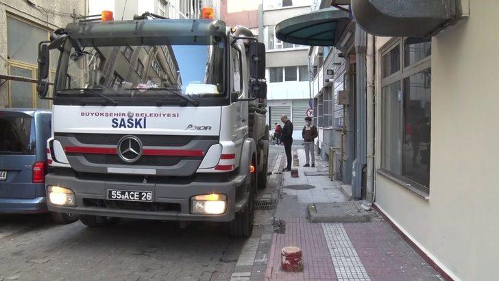 Rögar kapağından çıkan duman panik oluşturdu G2