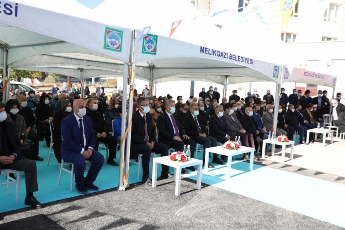 Melikgazi&rsquo;de h&uuml;z&uuml;nl&uuml; ve aynı zamanda gururlu a&ccedil;ılış