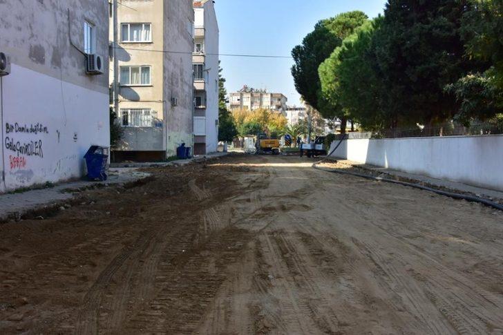 Nazilli Cumhuriyet Mahallesi’nde yollar yenileniyor G4