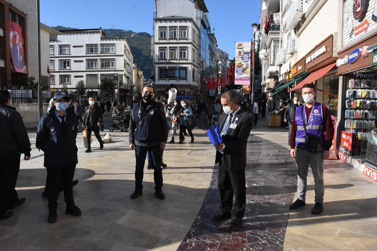 Ordu'da Kovid-19 &ouml;nlemleri kapsamında uygulanan sigara i&ccedil;me yasağı denetimleri s&uuml;r&uuml;yor