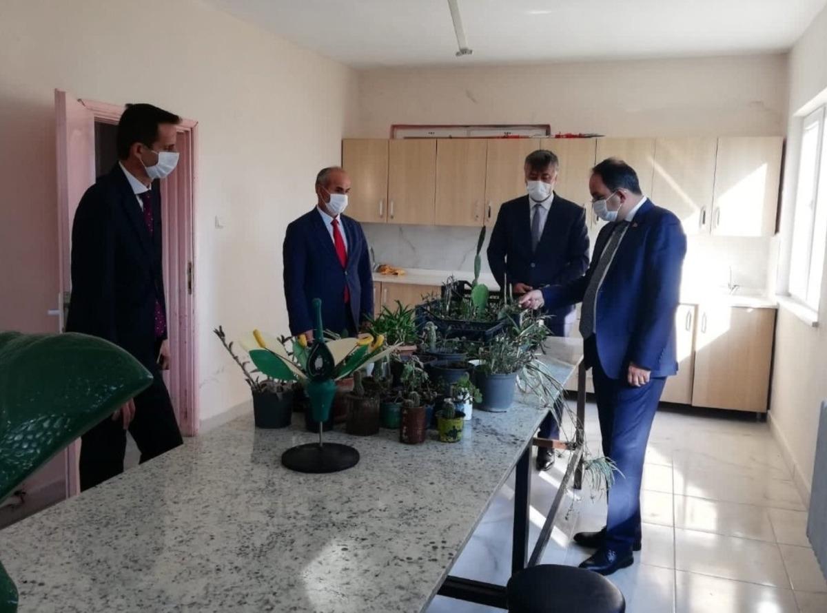 Bafra&rsquo;nın &rsquo;Yeşil Elmas&rsquo;ını &uuml;retiyor