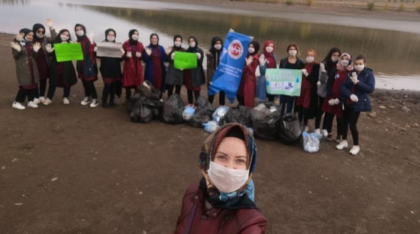 &Ouml;ğretmenlerin y&uuml;r&uuml;tt&uuml;ğ&uuml; 77 projeye Avrupa, 138 projeye ulusal kalite etiketi