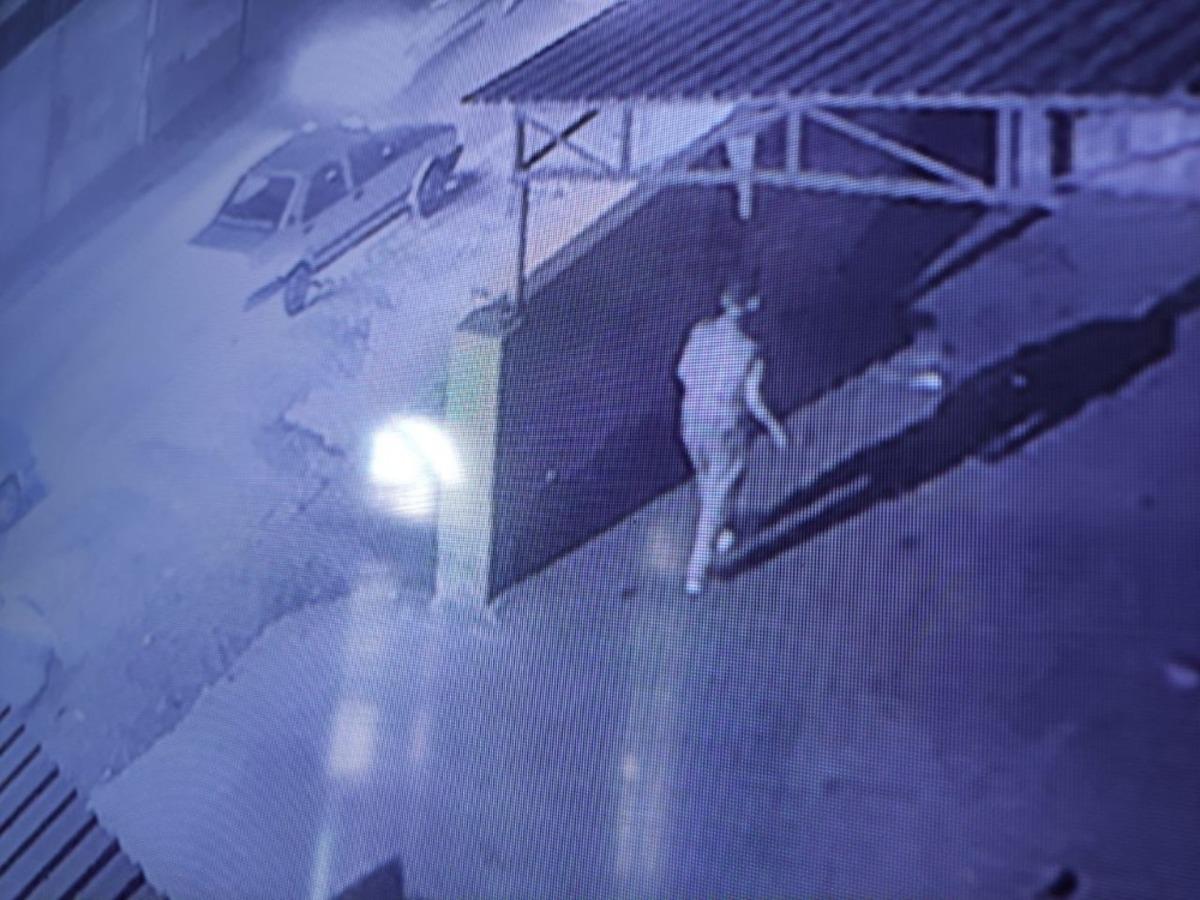 Ayakkabı hırsızı yakalandı