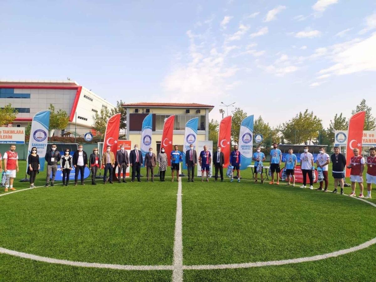 &Ouml;ğretmenler Şahinbey&rsquo;de moral depoladı