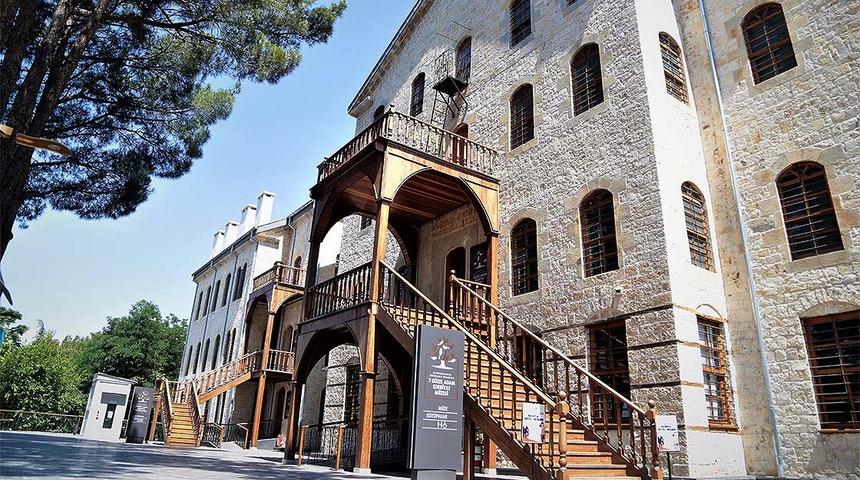 Yedi Güzel Adam Müzesi nerede? MasterChef yarışmacıları Yedi Güzel Adam Edebiyat Müzesi’nde! Yedi Güzel Adam kimdir?