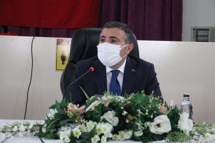 Vali Atay, Gümüşova’da muhtarlarla buluştu G1