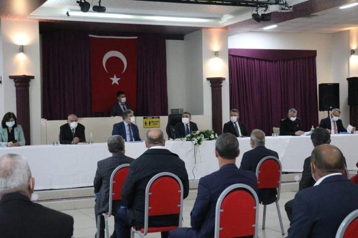 Vali Atay, Gümüşova’da muhtarlarla buluştu G2