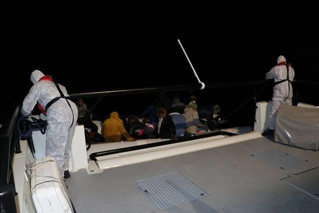 29 düzensiz göçmen Sahil Güvenlik tarafından kurtarıldı