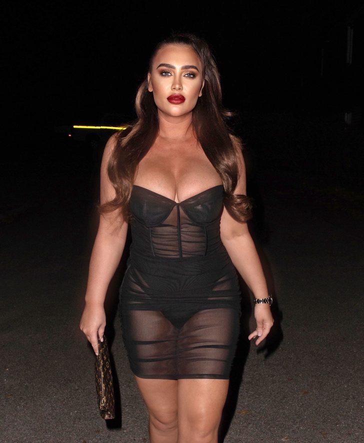 Lauren Goodger'dan dikkat çeken elbise! Hayal gücüne yer bırakmadı  G4