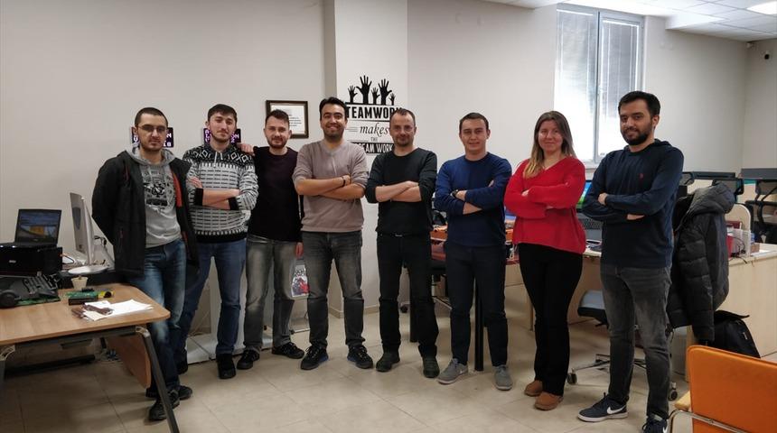 Uzaktan m&uuml;hendislik eğitimi i&ccedil;in "sanal robotik laboratuvar" geliştirdiler