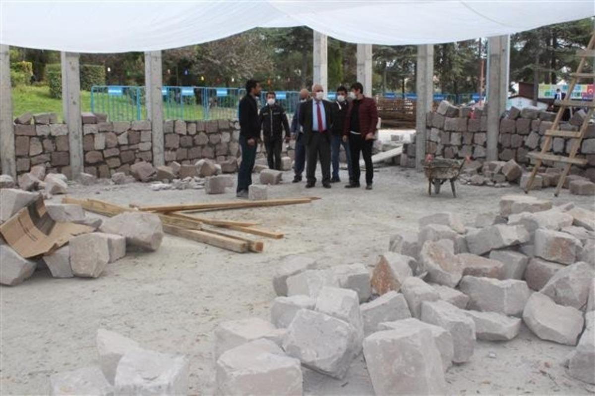 Ertuğrul Gazi Mescidi ile Dar-&uuml;l Kurra inşaatı son s&uuml;rat devam ediyor