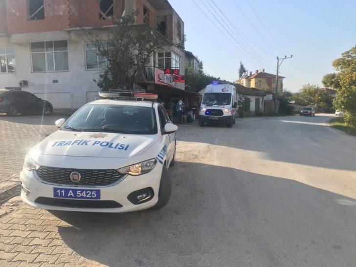 Yola fırlayan 6 yaşındaki çocuğa araba çarptı G2