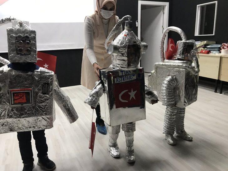 “Uzay Haftası Etkinlikleri” kapsamında düzenlenen yarışmanın kazananları ödüllerine kavuştu G2