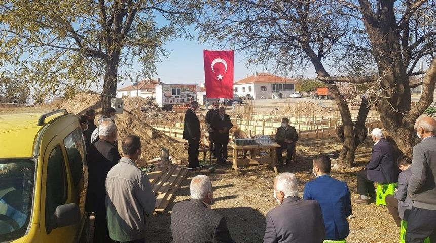 Kulu&rsquo;da Kur&rsquo;an kursu temeli kurban kesilerek atıldı