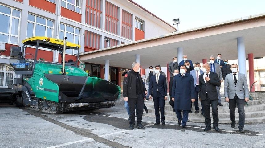 Malatya Büyükşehir, Malatya Lisesi’nde bahçe düzenlemesi gerçekleştirdi