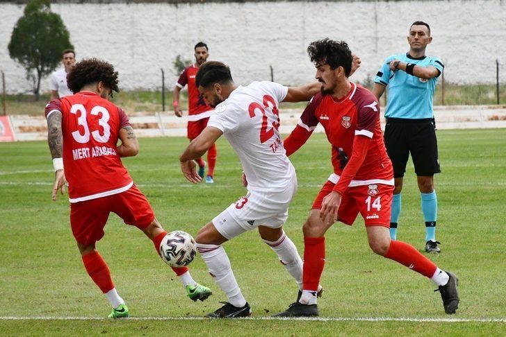 TFF 2. Lig: Turgutluspor: 2 - GMG Kastamonuspor: 1 G3
