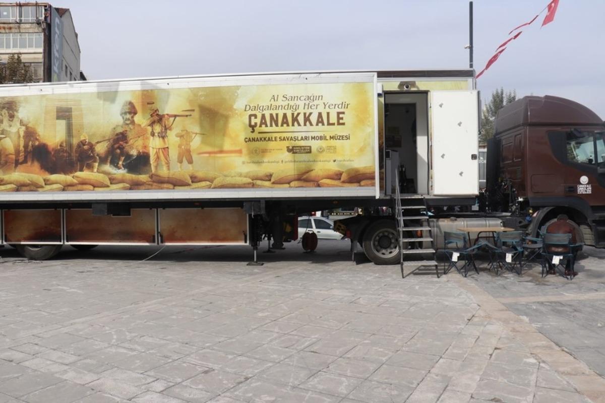 &Ccedil;anakkale Savaşları Mobil M&uuml;zesi&rsquo;ne ilgi