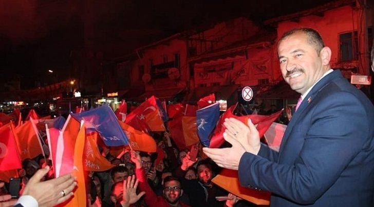 Orhaneli Belediye Başkanı, trafik kazasında yaralandı G2