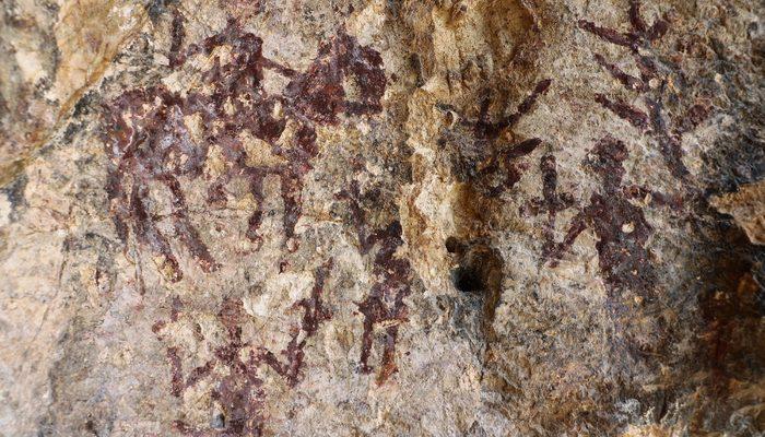 Sivas'ta binlerce yıllık kaya resimleri keşfedilmeyi bekliyor