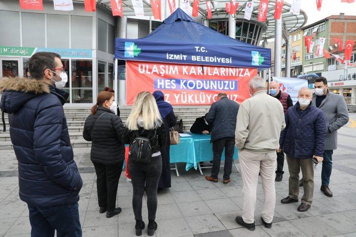 İzmit Belediyesi’nden vatandaşlara ‘HES Kodu’ yardımı G2