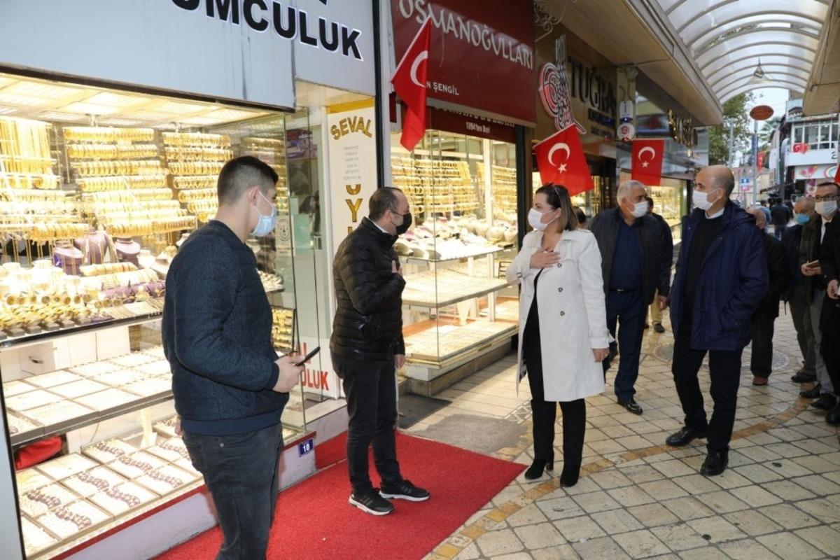 H&uuml;rriyet, Kapan&ouml;n&uuml; ve Ayakkabıcılar &Ccedil;arşısı&rsquo;ndaki &ccedil;alışmaları yakından takip ediyor