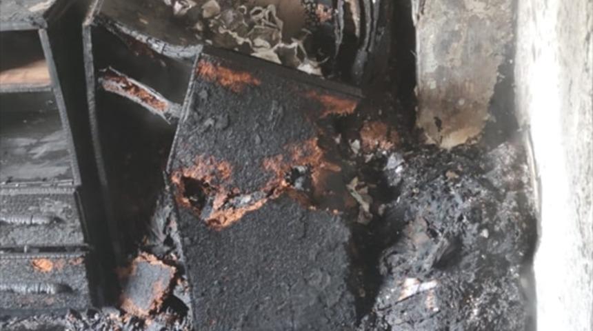 Zonguldak'ta evde &ccedil;ıkan yangında &ouml;len &ccedil;ocuğun cenazesi defnedildi