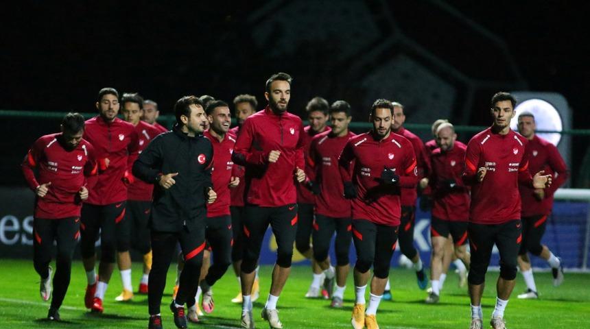 Türkiye-Rusya maçı hangi kanalda, saat kaçta yayınlanacak? Türkiye-Rusya maçı şifresiz mi yayınlanacak?