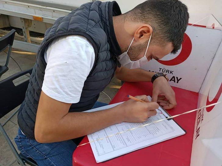 Aydın Ülkü Ocakları’ndan kan bağışı G5