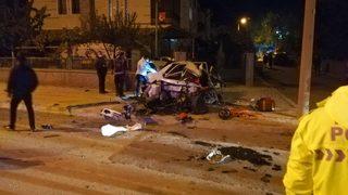 Yola çıkan kediye çarpmamak için canından oldu