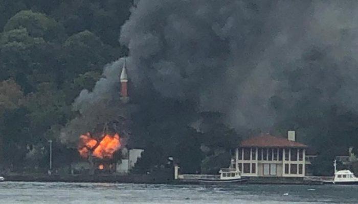 Son dakika haberi Tarihi Vaniköy Camii’nde yangın Son Dakika Haberler