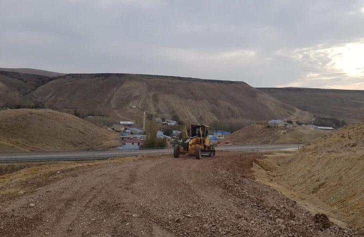 Gürün’de köy yolları kışa hazır G1
