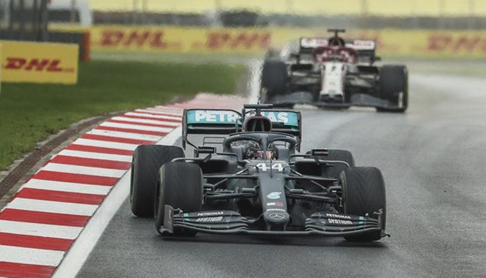 Formula 1 DHL Türkiye Grand Prix'sini Lewis Hamilton kazandı