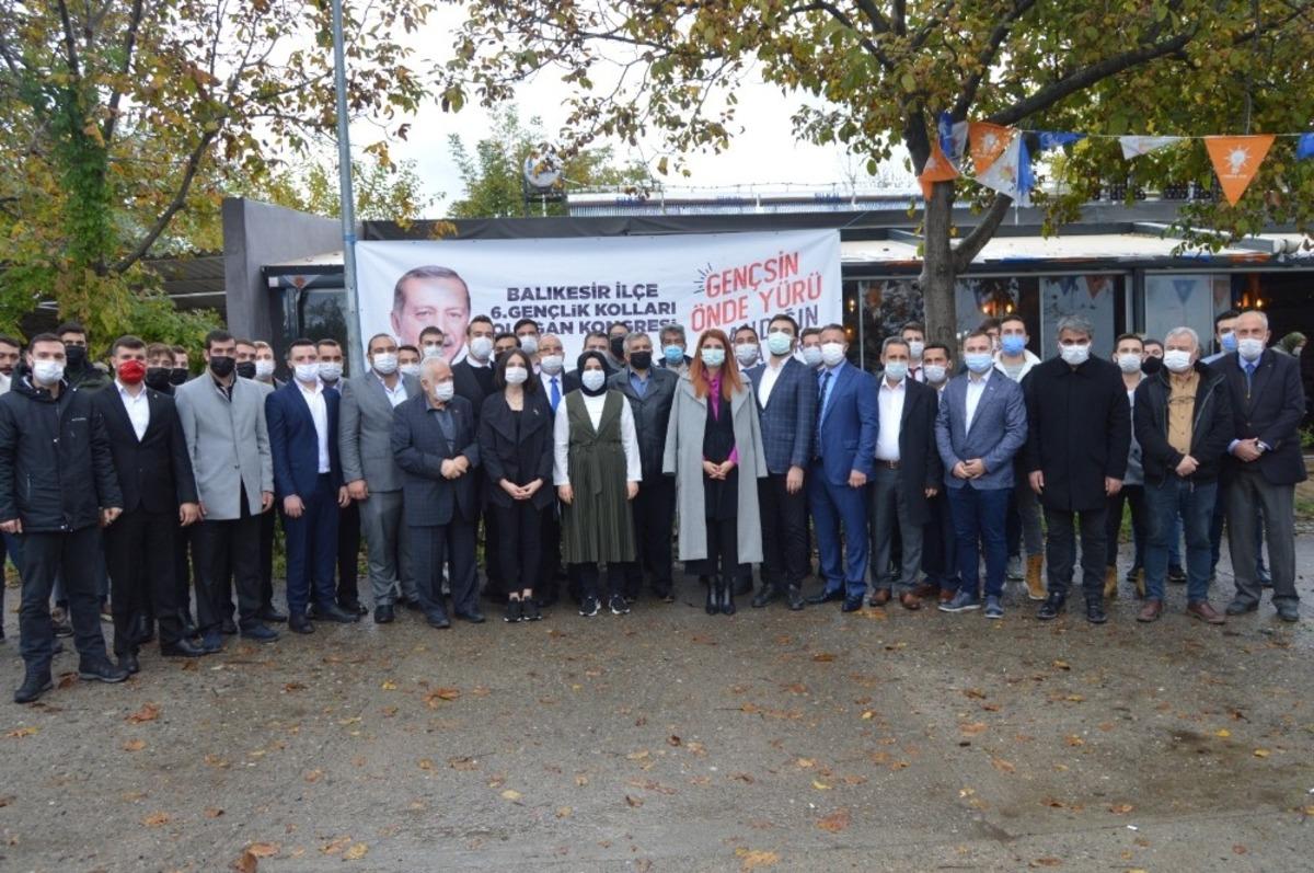 AK Parti Erdek Gen&ccedil;lik Kolları Kongresi yapıldı
